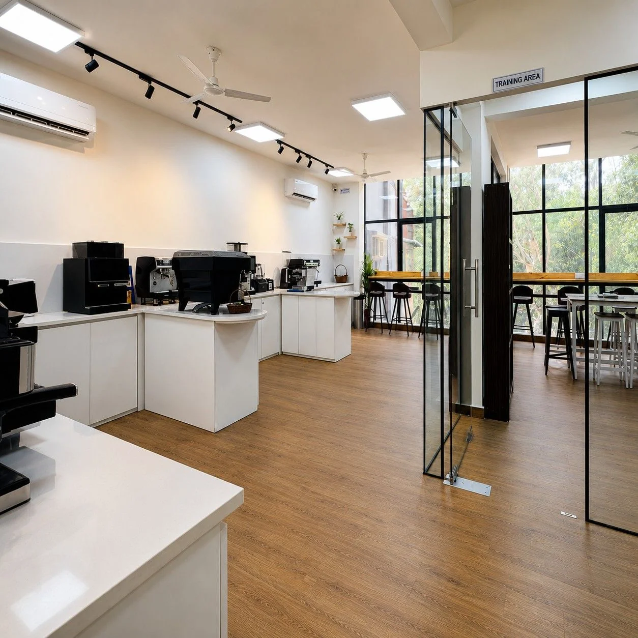 Experience Centre -250kb